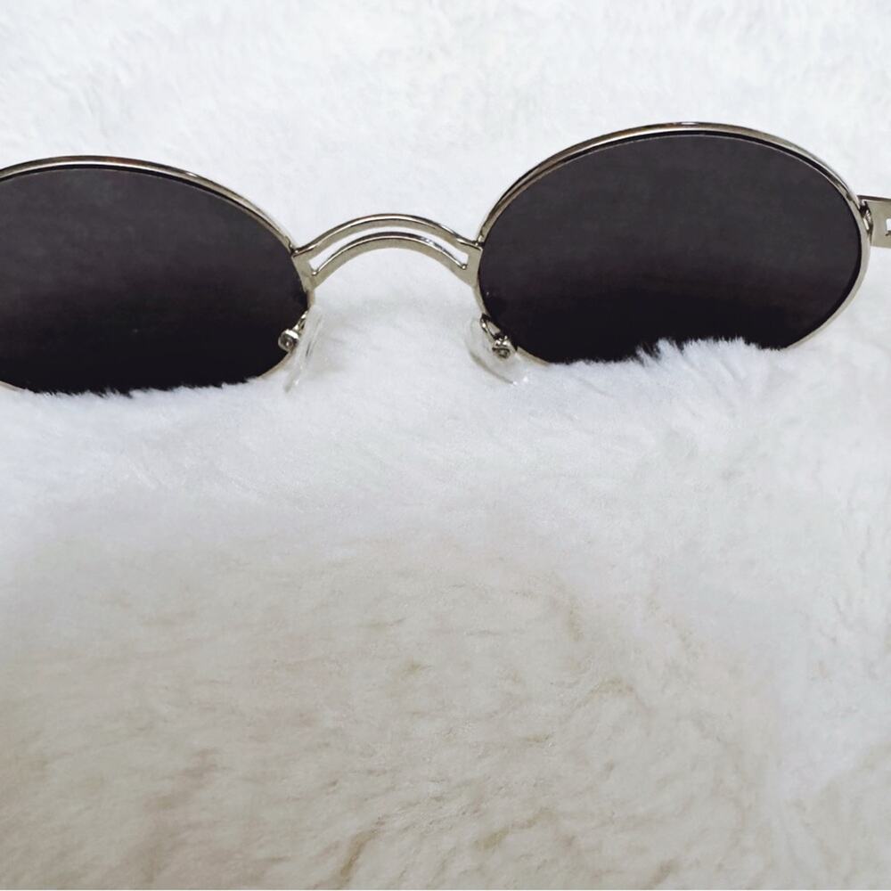 Brandon Black with Silver Rim Round Sunglasses - Picture 8 of 14